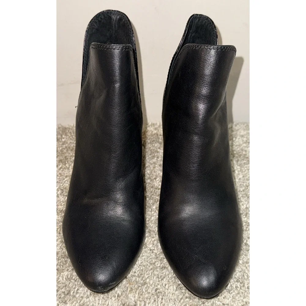 Women's STEVE MADDEN Black Crocodile Heel Slip On Leather Booties Size 7M